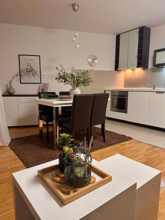 Apartman Floresta - In Front Of Japanese Garden, Enchanting Nature View, Spotless And Cozy Vrnjacka Banja Bagian luar foto
